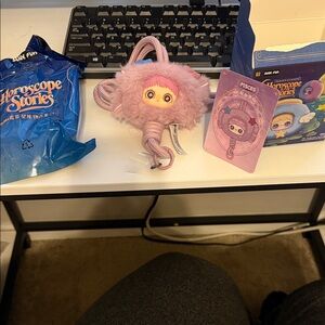 Maymei Horoscope Stories - Pisces